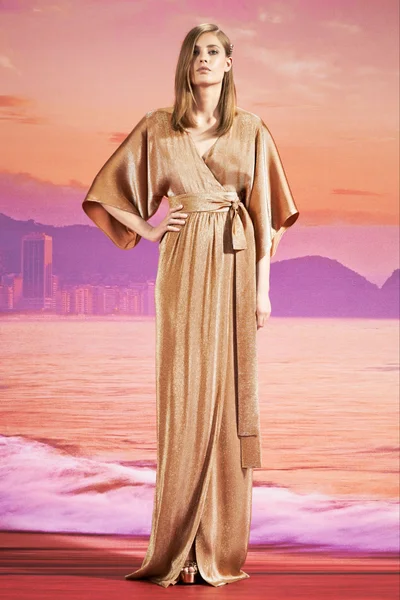 Look 18